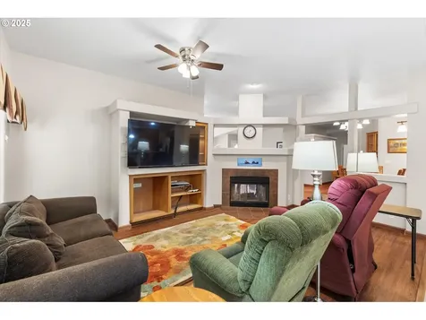 124 Solo Meadows Lane Longview WA 98632