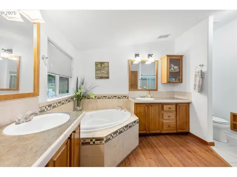 124 Solo Meadows Lane Longview WA 98632