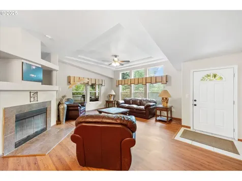 124 Solo Meadows Lane Longview WA 98632