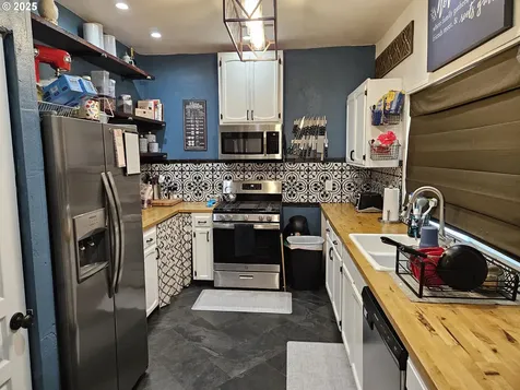 1040 6th Avenue SE Albany OR 97321