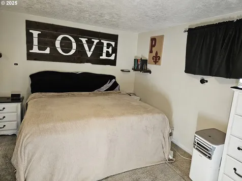1040 6th Avenue SE Albany OR 97321