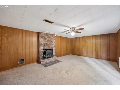 9285 SW Whitford Lane Portland OR 97223