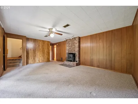 9285 SW Whitford Lane Portland OR 97223