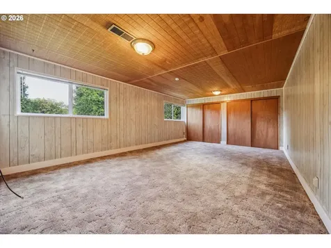 9285 SW Whitford Lane Portland OR 97223