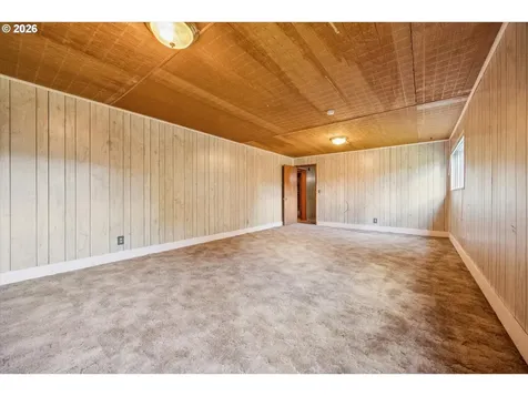9285 SW Whitford Lane Portland OR 97223
