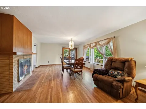 9285 SW Whitford Lane Portland OR 97223