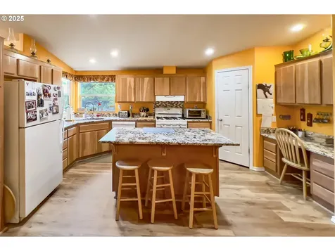 2780 NE 45th Street Lincoln City OR 97367