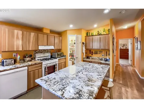 2780 NE 45th Street Lincoln City OR 97367