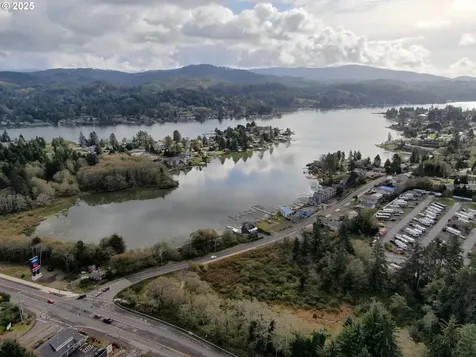 2780 NE 45th Street Lincoln City OR 97367