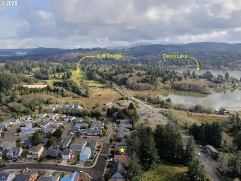 2780 NE 45th Street Lincoln City OR 97367