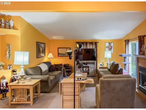 2780 NE 45th Street Lincoln City OR 97367