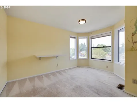 1610 NE Greensword Drive Hillsboro OR 97124