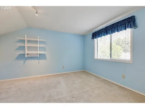 1610 NE Greensword Drive Hillsboro OR 97124