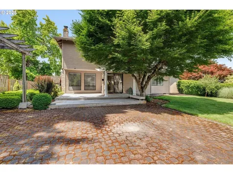 1610 NE Greensword Drive Hillsboro OR 97124
