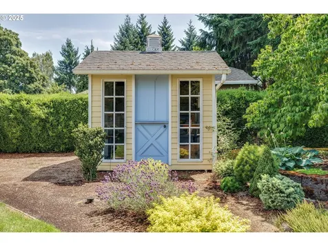 1610 NE Greensword Drive Hillsboro OR 97124