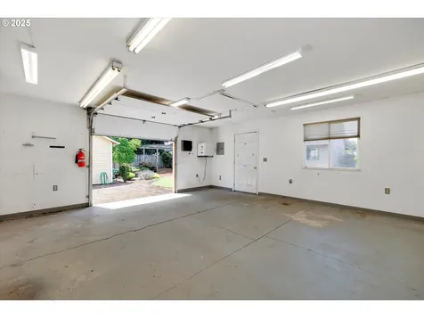 1610 NE Greensword Drive Hillsboro OR 97124