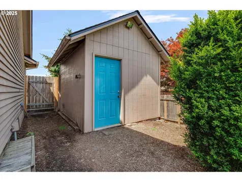 1610 NE Greensword Drive Hillsboro OR 97124