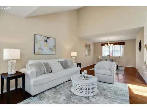 1610 NE Greensword Drive Hillsboro OR 97124