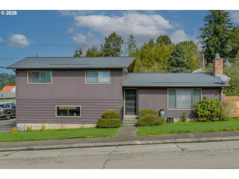 1005 Maple Street Myrtle Point OR 97458