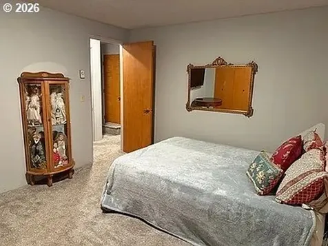1005 Maple Street Myrtle Point OR 97458