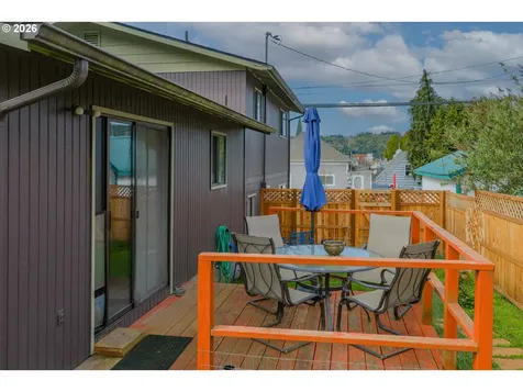 1005 Maple Street Myrtle Point OR 97458