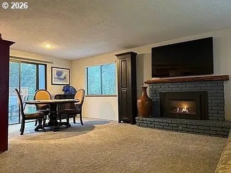 1005 Maple Street Myrtle Point OR 97458