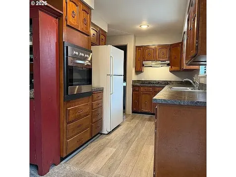 1005 Maple Street Myrtle Point OR 97458