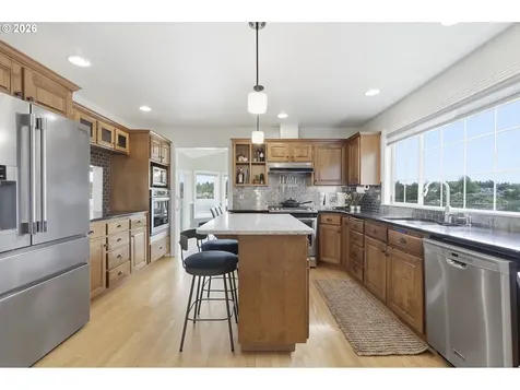 21014 NE Interlachen Lane Fairview OR 97024