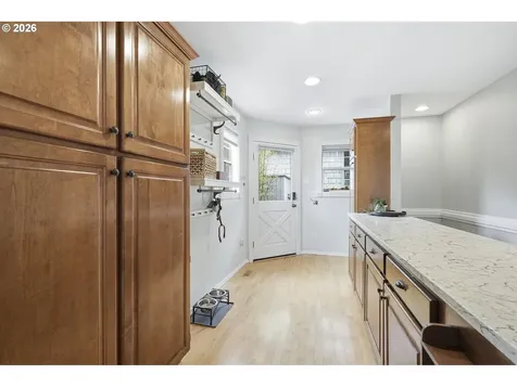 21014 NE Interlachen Lane Fairview OR 97024