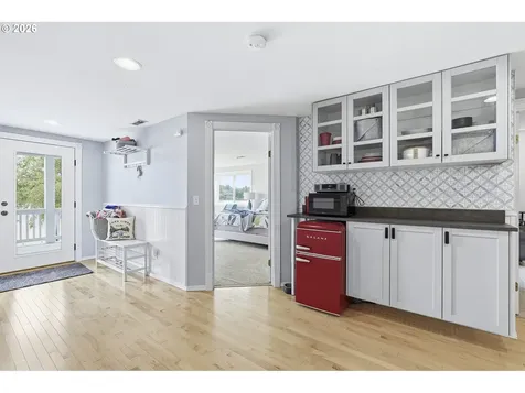 21014 NE Interlachen Lane Fairview OR 97024