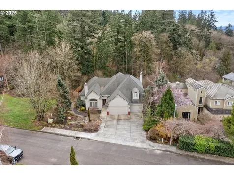 8420 NW Copeland Street Portland OR 97229
