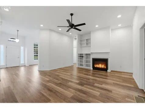 1050 Peacock Street Hammond OR 97121