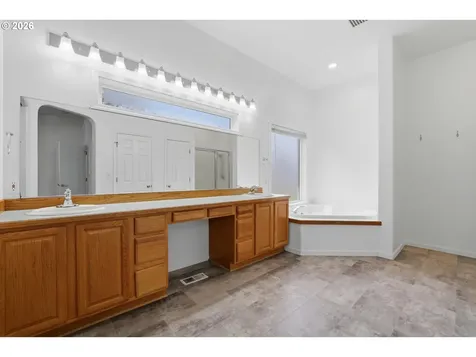 1050 Peacock Street Hammond OR 97121