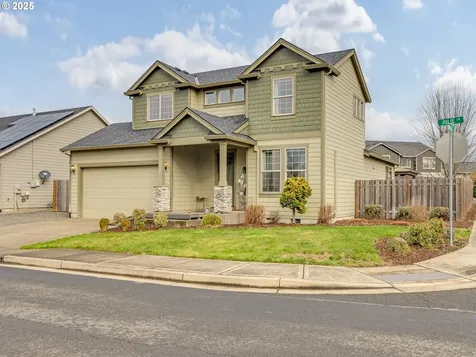 907 Julie Lane Molalla OR 97038