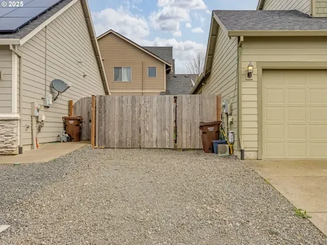 907 Julie Lane Molalla OR 97038