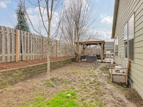 907 Julie Lane Molalla OR 97038