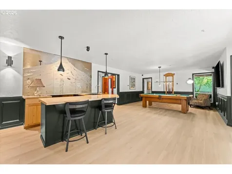 12431 SW 55th Place Portland OR 97219