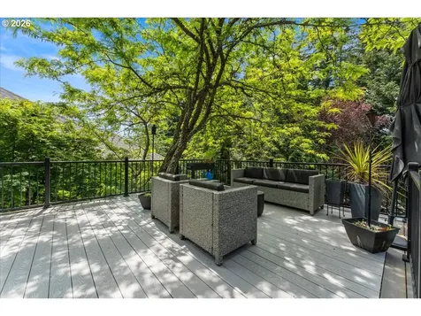 12431 SW 55th Place Portland OR 97219