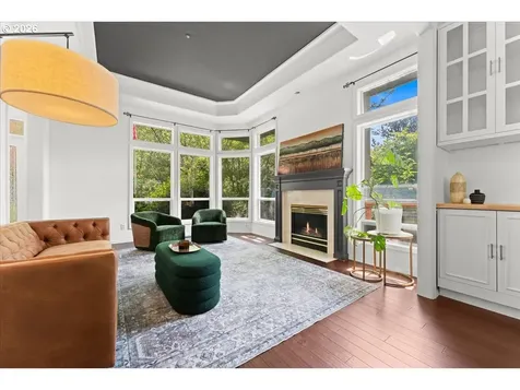 12431 SW 55th Place Portland OR 97219