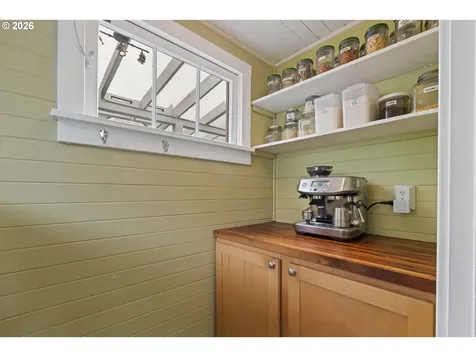 2535 NE 38th Avenue Portland OR 97212