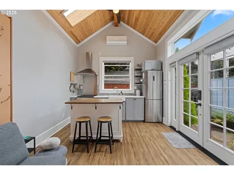 2535 NE 38th Avenue Portland OR 97212