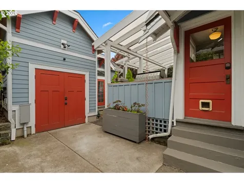 2535 NE 38th Avenue Portland OR 97212