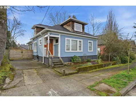 832 N Emerson Street Portland OR 97217