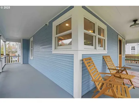 832 N Emerson Street Portland OR 97217