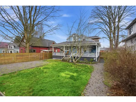 832 N Emerson Street Portland OR 97217