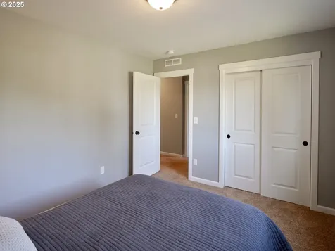 6616 NE 134th Street Vancouver WA 98686