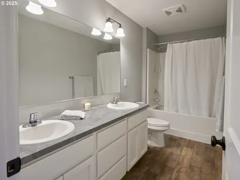 6616 NE 134th Street Vancouver WA 98686