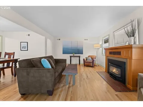 1012 Dry Hollow Road The Dalles OR 97058