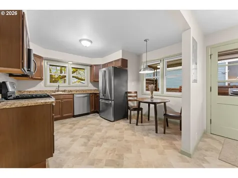 1012 Dry Hollow Road The Dalles OR 97058