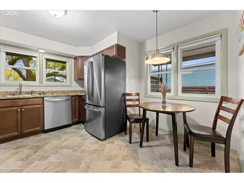 1012 Dry Hollow Road The Dalles OR 97058